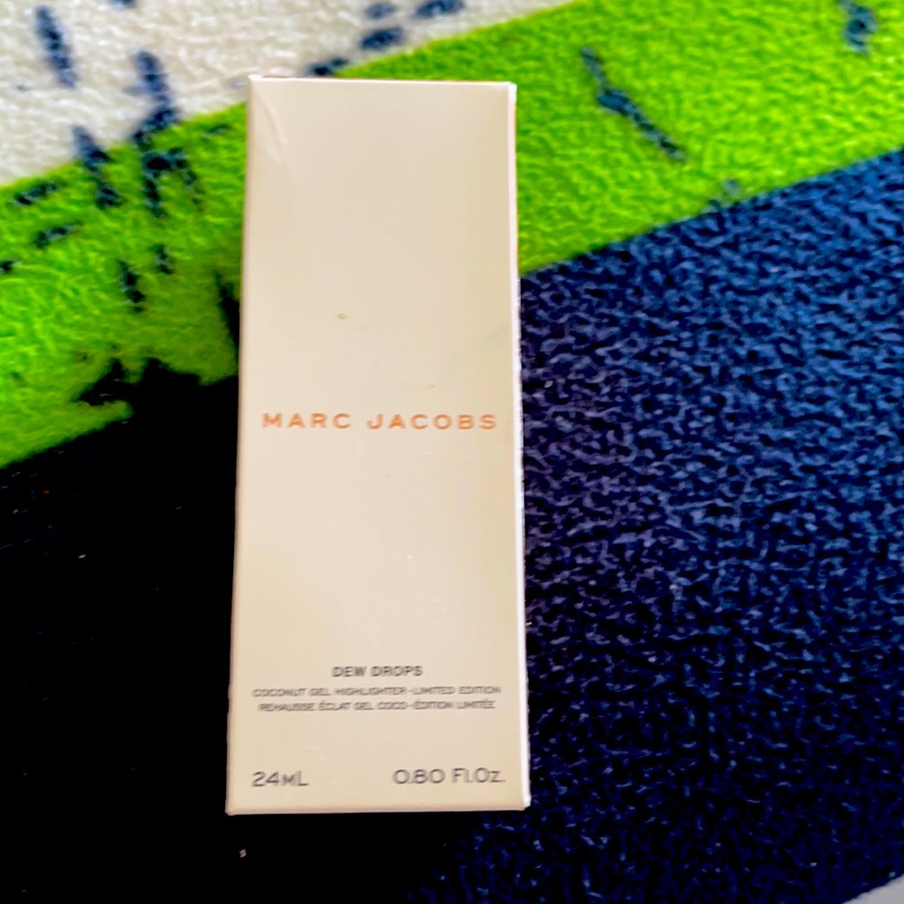Marc jacobs dew drops in shade fantasy